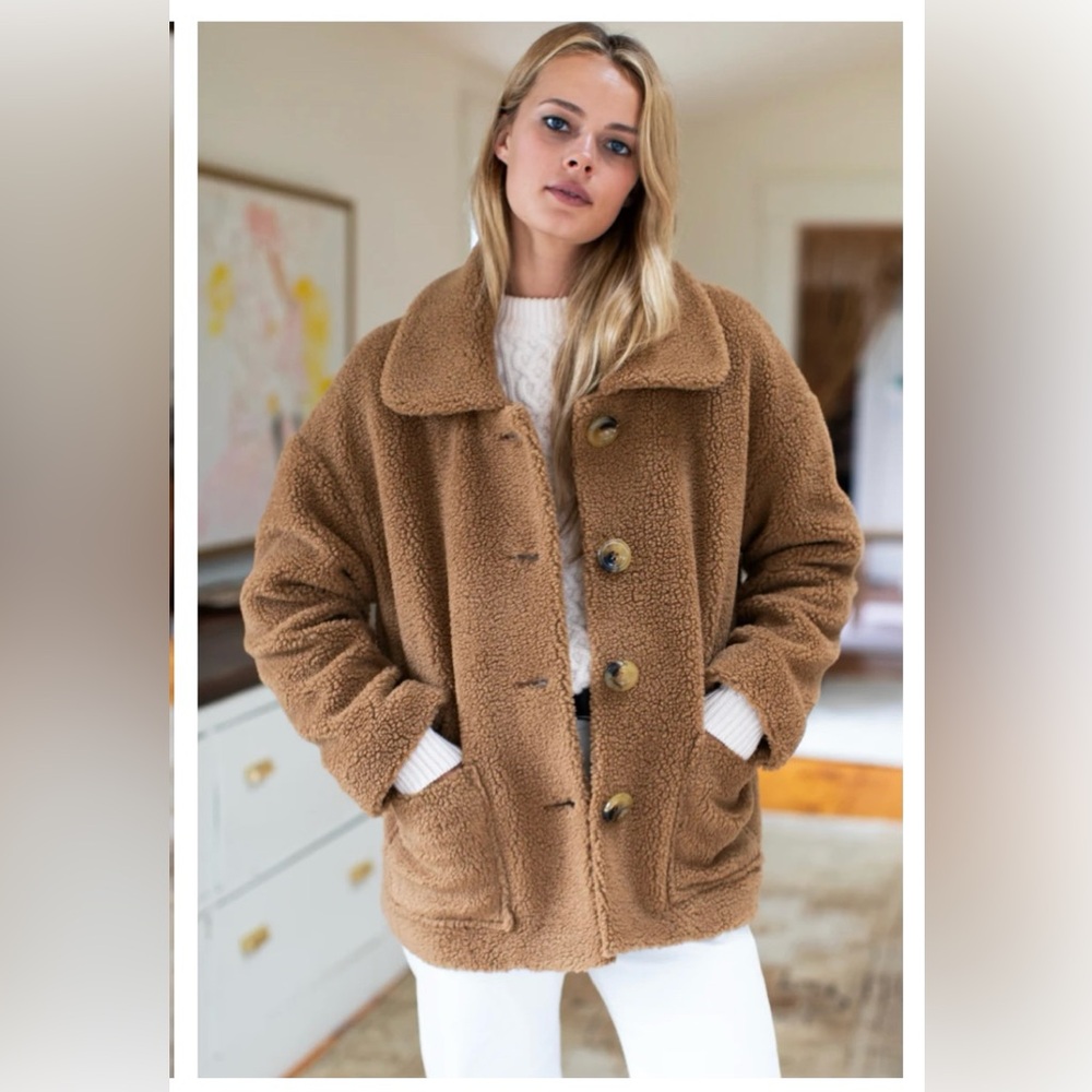 NWT Emerson Fry Short Teddy Coat. Camel color. Size M.